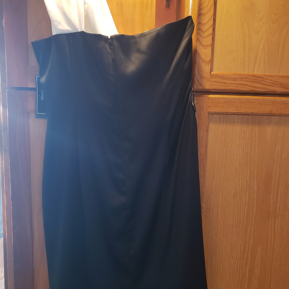Jessica Howard One Shoulder Black and White Dress